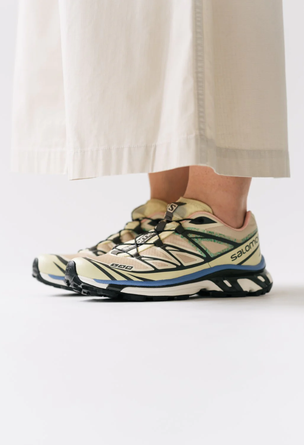Salomon XT-6 Mindful Trainers - Moth / Vanilla / Granada Sky - Image 6