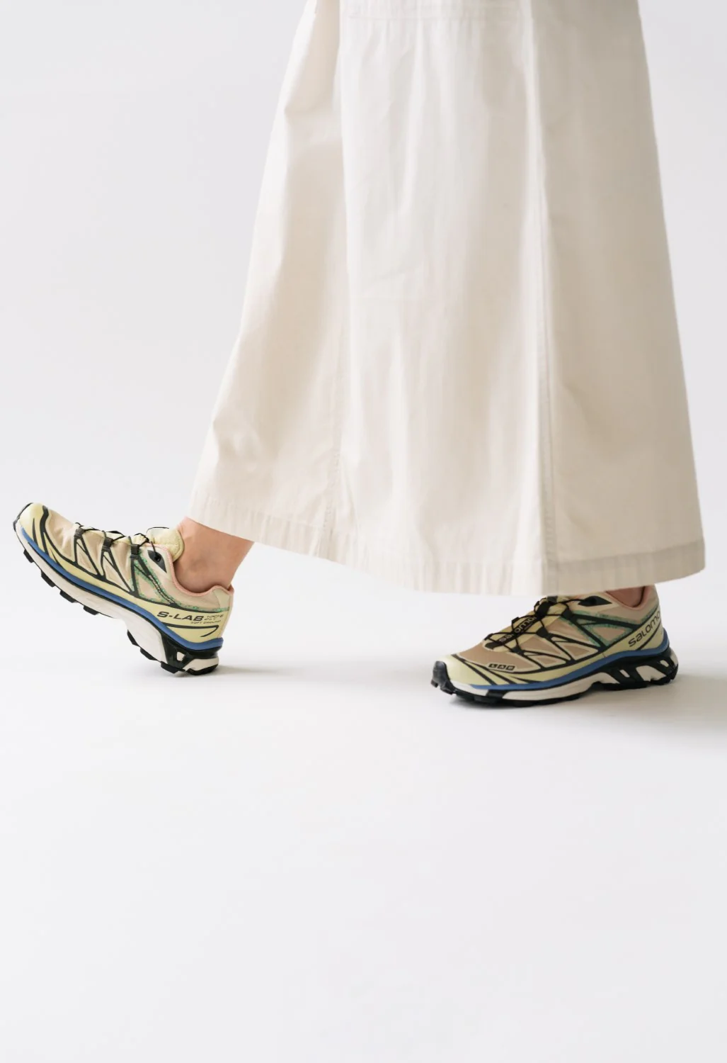 Salomon XT-6 Mindful Trainers - Moth / Vanilla / Granada Sky - Image 7