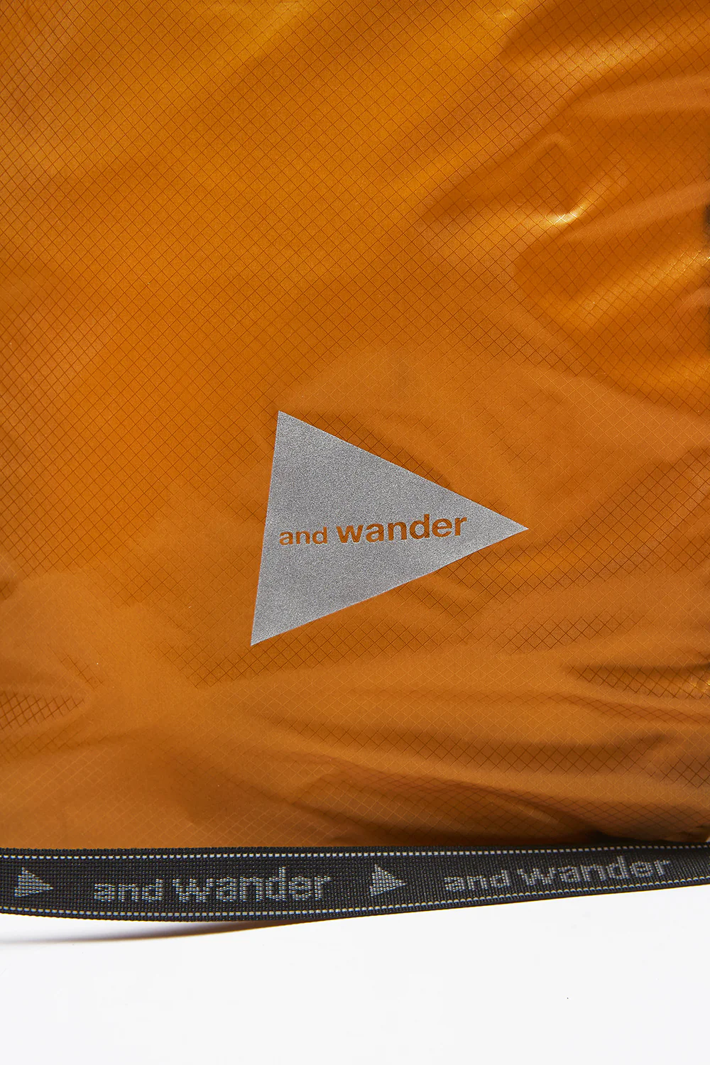 and wander Sil Tote Bag - Yellow - Image 5