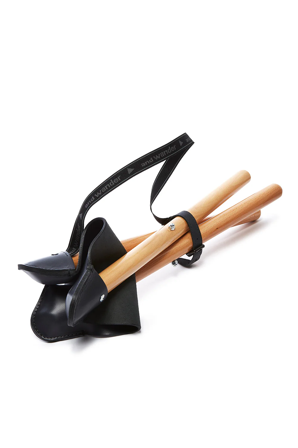 and wander TAKIBI Leather Stool - Black - Image 2