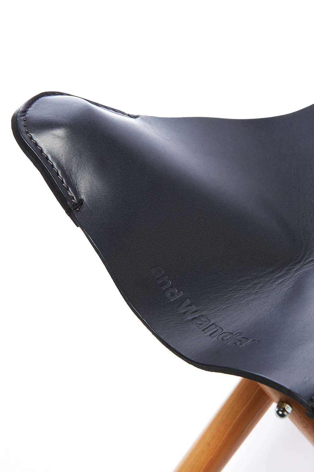 and wander TAKIBI Leather Stool - Black - Image 3