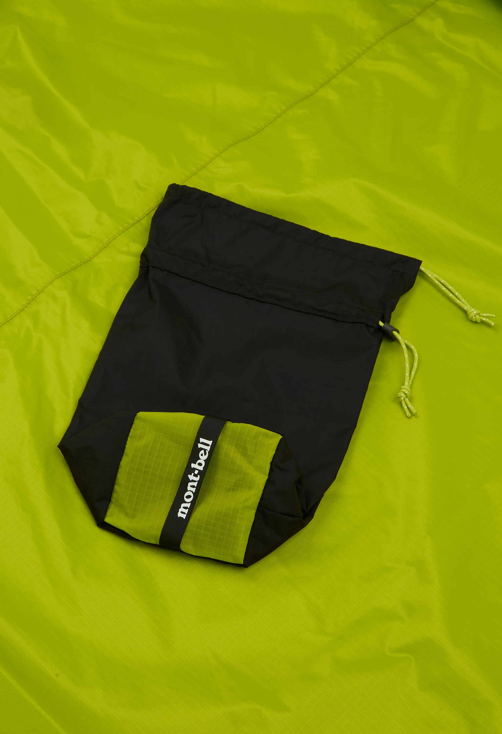 Montbell Trekking Rain Poncho - Fir Green - Image 8