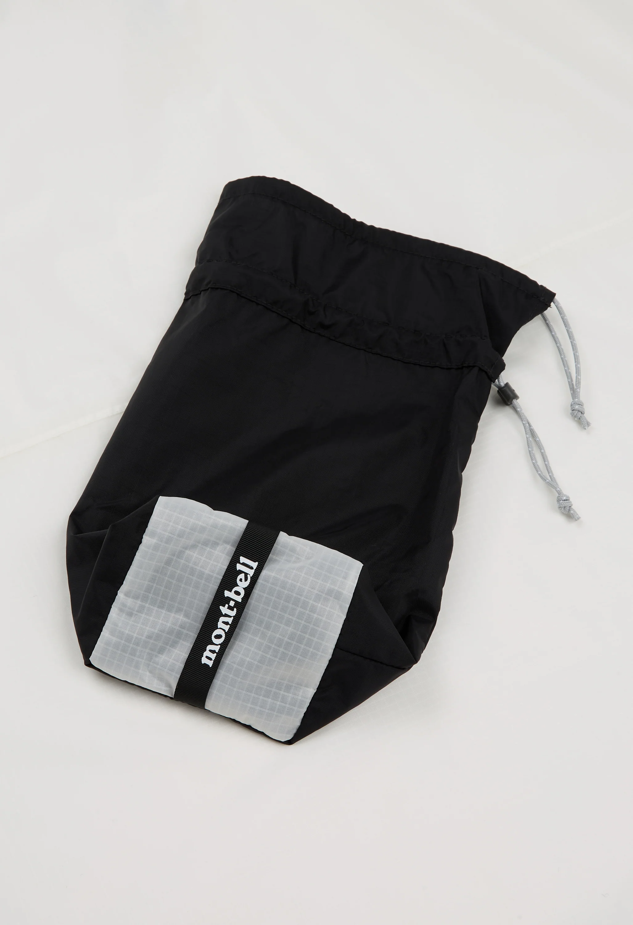 Montbell Trekking Rain Poncho - White - Image 8