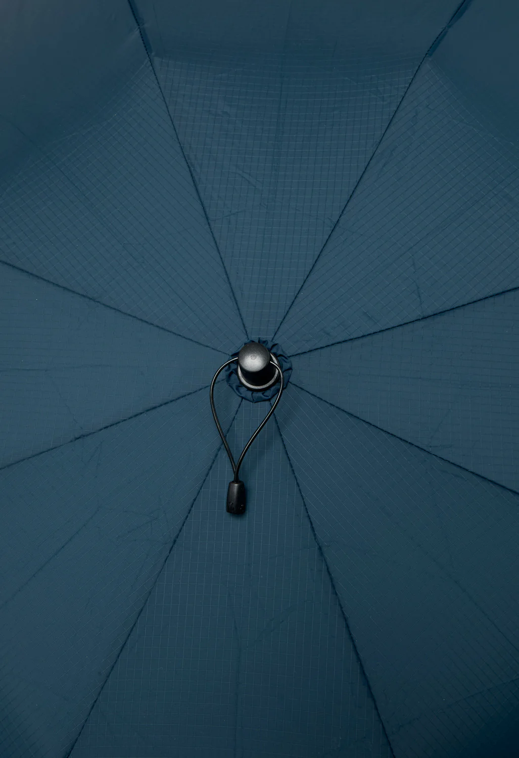 Montbell Trekking Umbrella 55 - Navy - Image 3