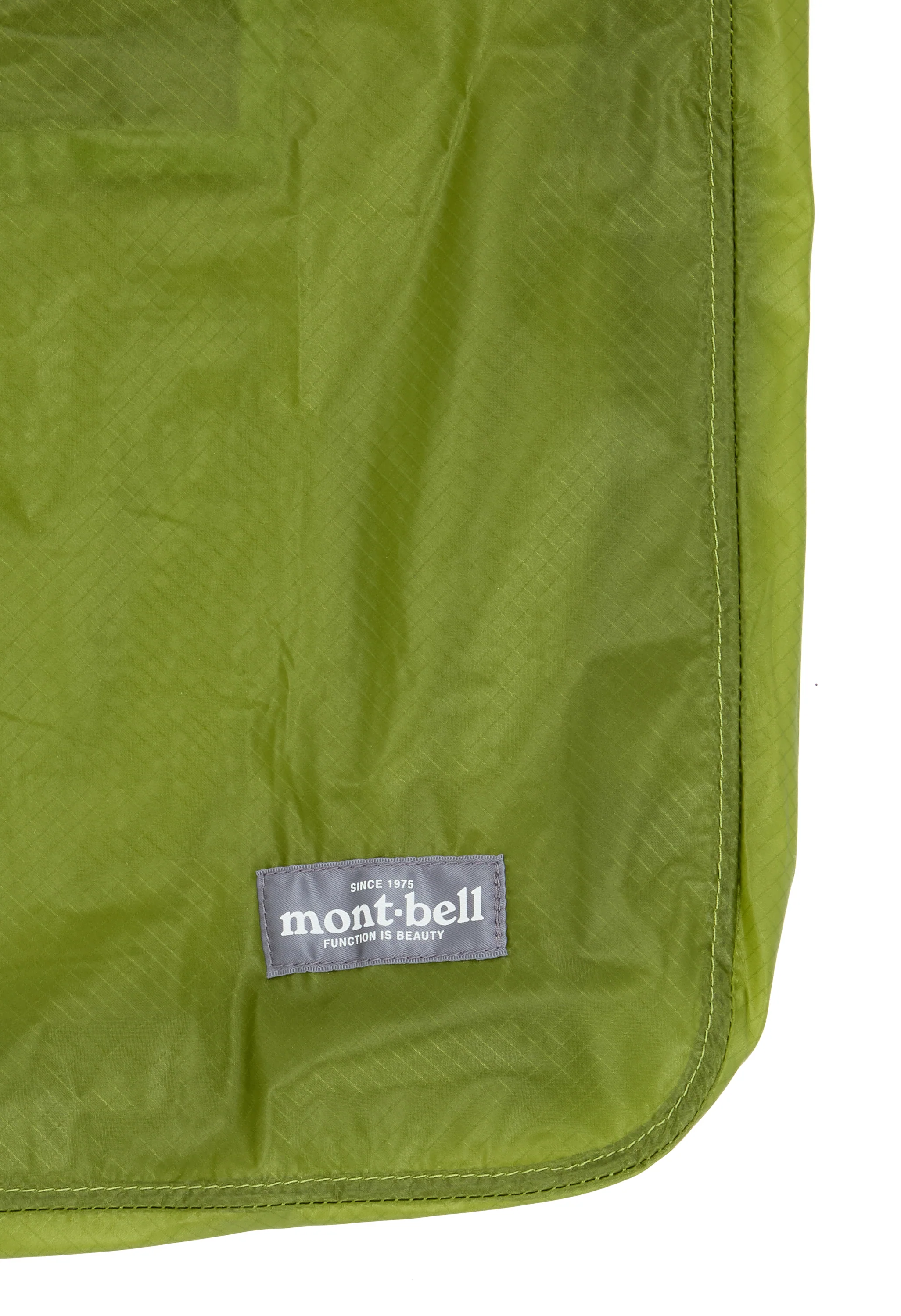 Montbell U.L. Mono Bag M - Leaf Green - Image 3