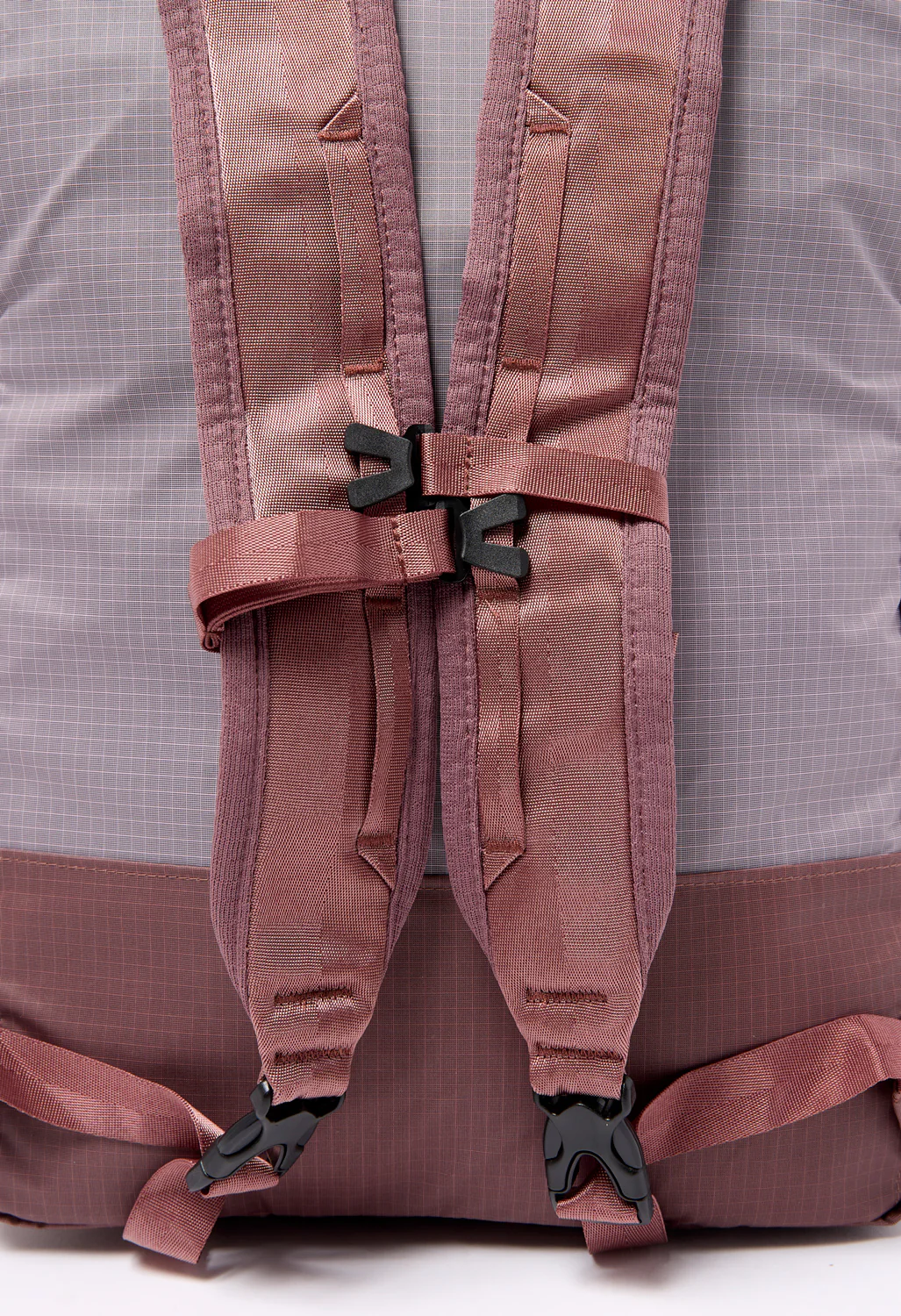 Patagonia Ultralight Black Hole Tote Pack - Dulse Mauve - Image 4