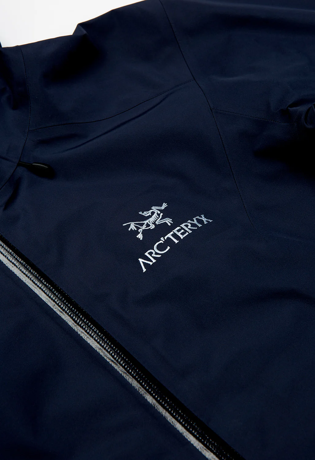 Arc'teryx Women's Beta LT GORE-TEX Jacket - Black Sapphire - Image 4