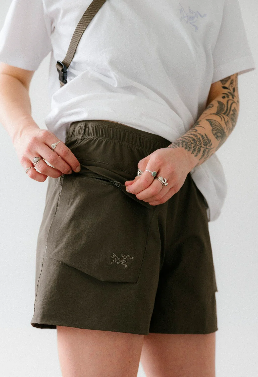 Arc'teryx Women's Gamma Utility Shorts 5" - Tatsu - Image 5