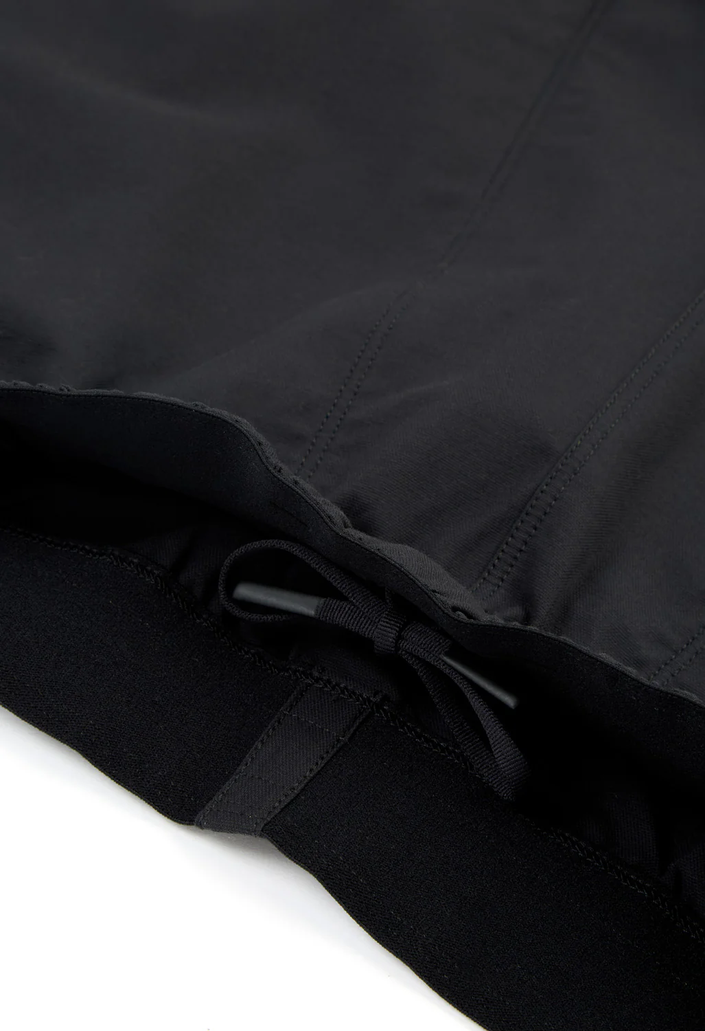 Arc'teryx Women's Kragg Shorts 9" - Black - Image 3