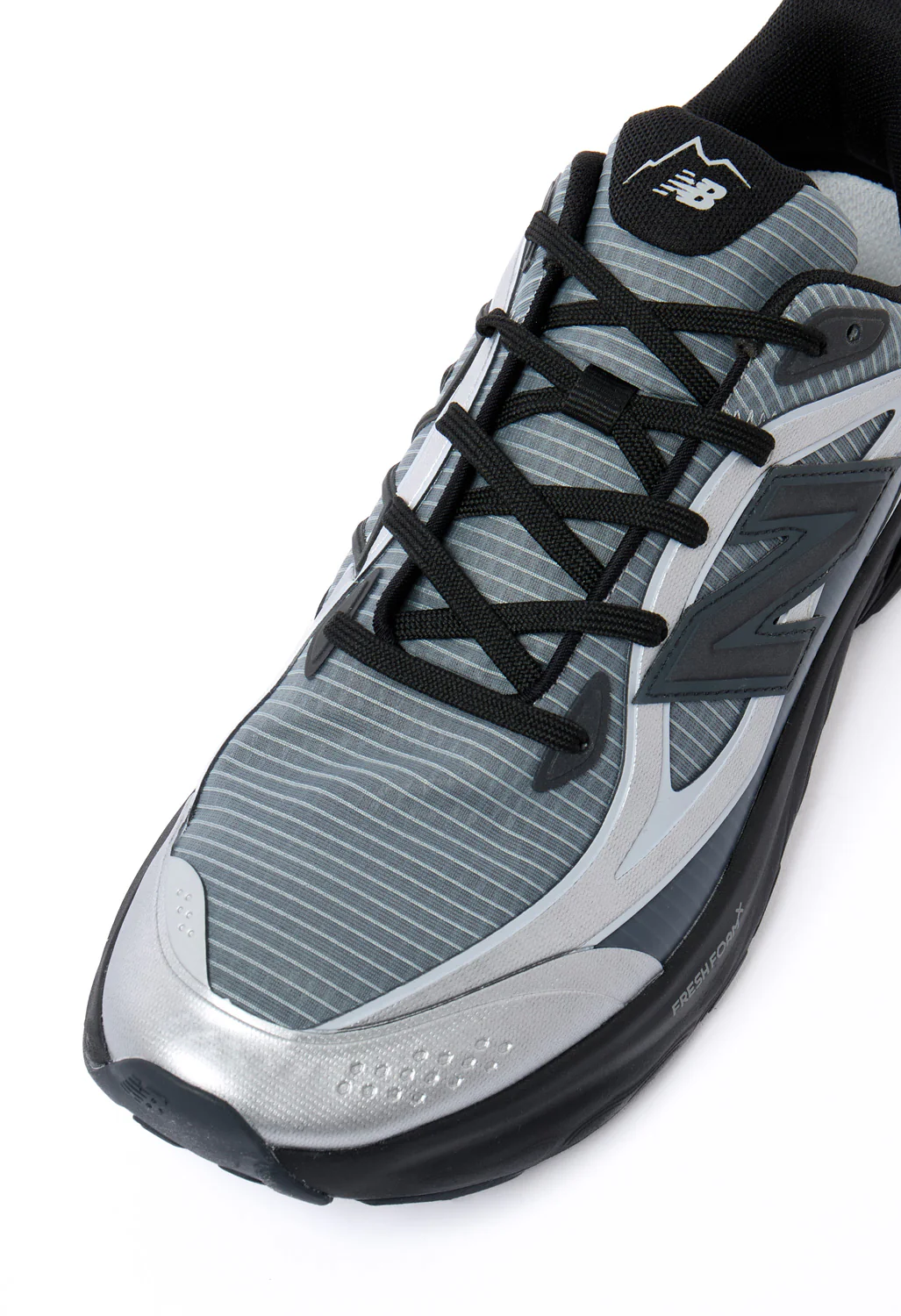 New Balance x CAYL TRN Trainers - Image 2
