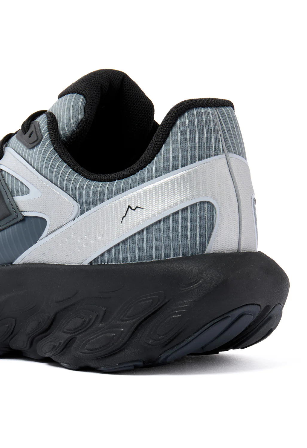 New Balance x CAYL TRN Trainers - Image 6