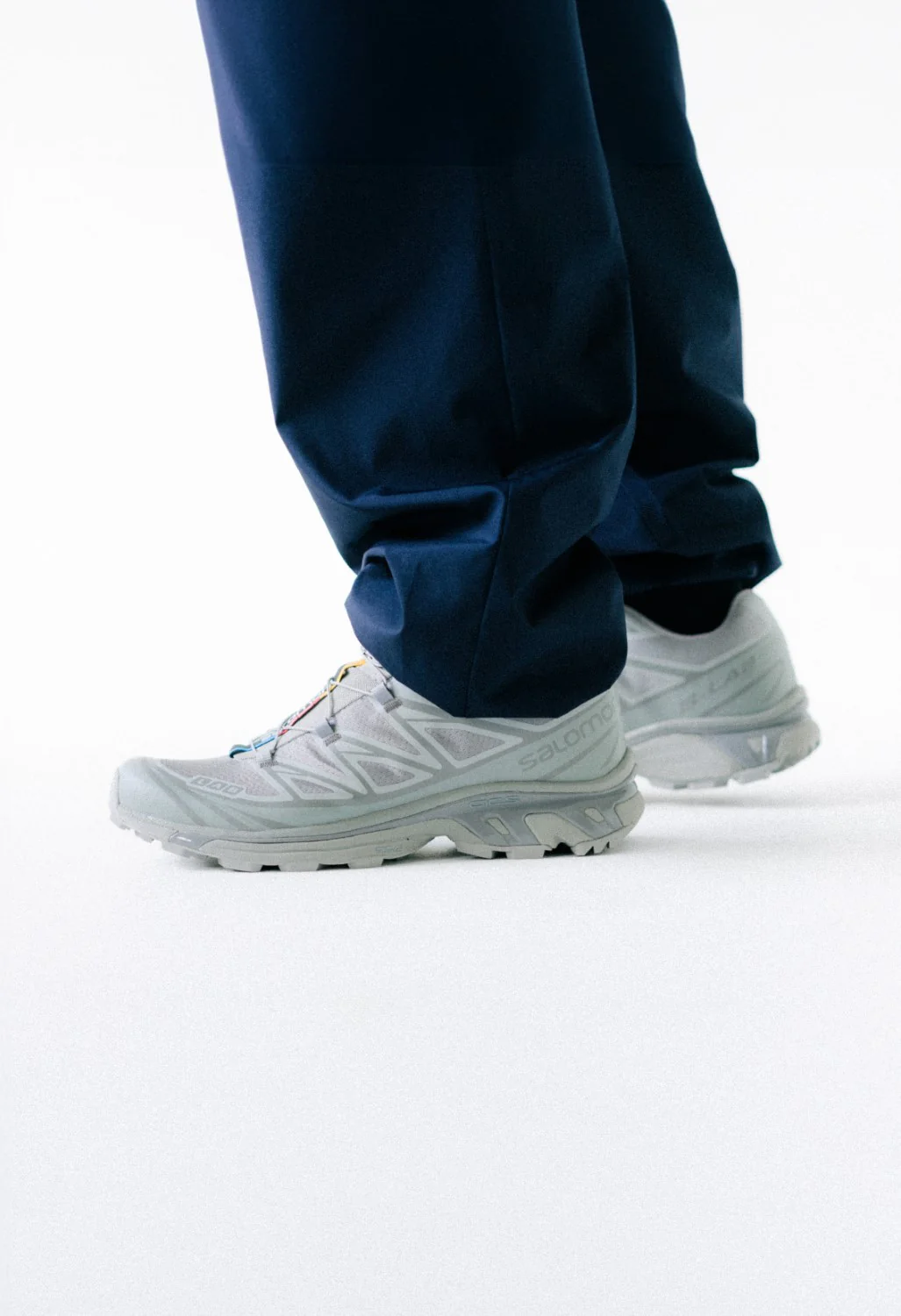 Salomon XT-6 Trainers - Ghost Gray / Ghost Gray / Gray Flannel - Image 8